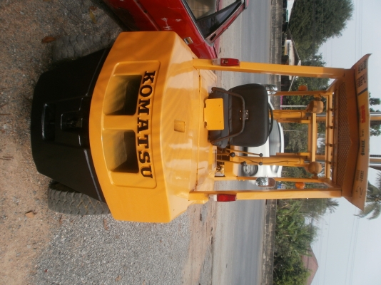 ขายโฟลค์ลิฟท์komatsu fg25 ราคาถูกคุยกันได้