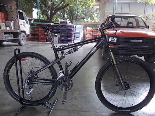 ขออนุญาติขาย จักรยาน jamis dakarขนาด17นิ้ว