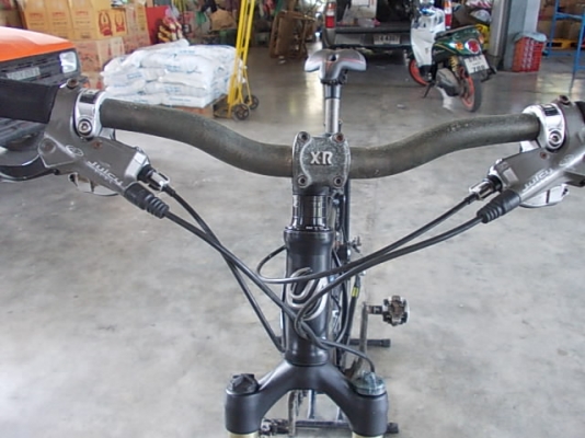 ขออนุญาติขาย จักรยาน jamis dakarขนาด17นิ้ว