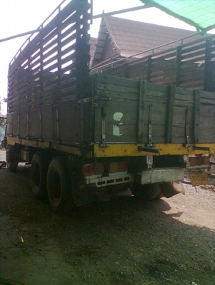 ขายรถสิบล้อคอกไม้ร๊อกกี้ เครื่อง 6HE195 สภาพสวยมาก