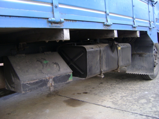 รถบรรทุกหกล้อกลาง รับส่งพนักงาน นักเรียน ได้เลย พร้อมโอน