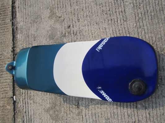 ขายด่วน ถังน้ำมัน KR150 ปาดมาแล้วสวยๆ 990 บาท