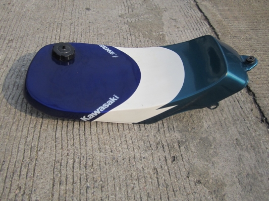 ขายด่วน ถังน้ำมัน KR150 ปาดมาแล้วสวยๆ 990 บาท