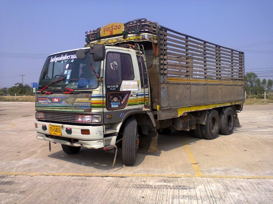 ขายรถบ้าน HINO 3H 195แรงม้า มือเดียวออกห้าง เดิมๆไม่เคยทำสีไม่มีที่ผุ มี ป.1 พร้อมโอน ขายรถบ้าน HINO 3H 195แรงม้า มือเดียวออกห้าง เดิมๆไม่เคยทำสีไม่มีที่ผุ มี ป.1 พร้อมโอน