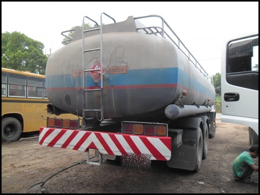 รถบรรทุกน้ำมัน ครัชซีจัมโบ้ เครื่อง 210 แรง สภาพดี สวยๆ