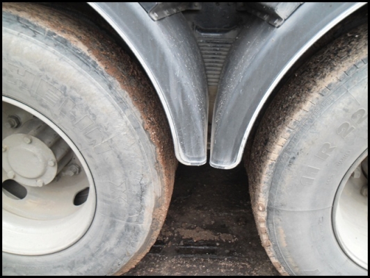 รถบรรทุกน้ำมัน ครัชซีจัมโบ้ เครื่อง 210 แรง สภาพดี สวยๆ