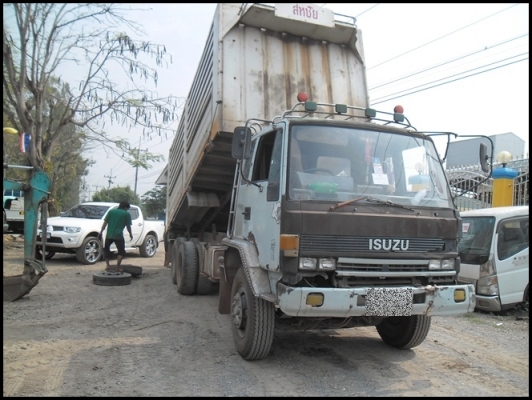 สิบล้อร๊อคกี้ 175 เพลาเดียว ดั้มเกษตร