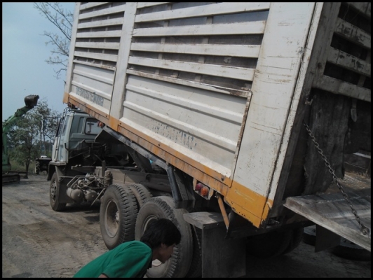 สิบล้อร๊อคกี้ 175 เพลาเดียว ดั้มเกษตร