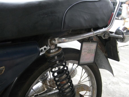ขาย Honda GL 100 สภาพเดิมๆเเห้งสุดๆ ขี่ได้มีทะเบียนพร้อมโอน ขาดต่อหนึ่งปี ขาย Honda GL 100 สภาพเดิมๆเเห้งสุดๆ ขี่ได้มีทะเบียนพร้อมโอน ขาดต่อหนึ่งปี
