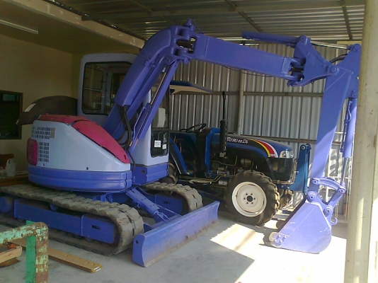 ขายด่วน!..รถขุด KOMATSU PC50UU-2 รถสวย ทรงดี เก่าญี่ปุ่น มีใบอิมวอยล์.