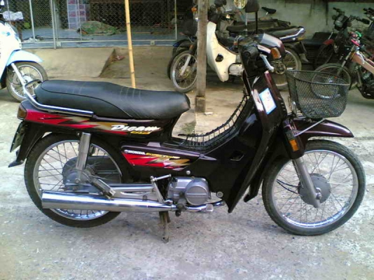 ขายดรีม C100(ม่วง)เล่มทะเบียน(เต็ม)พร้อมชุดโอนเครื่องดีเยี่ยมขาย 11900 บาท