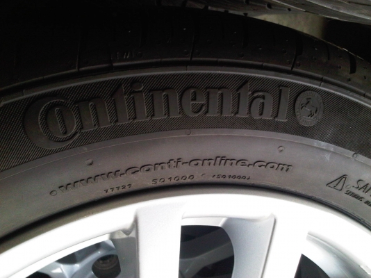 ขายยางป้ายแดง205-55-16 4712 CONTINENTALติดเชฟโซนิคมา ถูกๆ