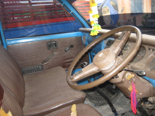 ขาย TL 85 รถ 4 ล้อ โทร 0836272571