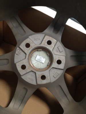 ขายล้อTE37 ขอบ18 กว้าง10 4วง งานROTA ไหม่กริ๊บ ขายถูกๆ