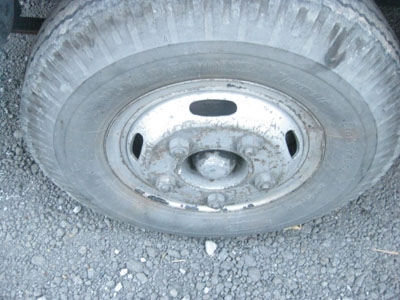 ขายหกล้อหลังคา Isuzu NKR 88 แรง สวยเดิมๆ พร้อมใช้ โทร 088-4501277