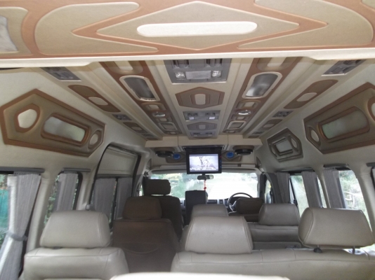 ขายรถตู้ TOYOTA คอมมูเตอร์ ปี 2549   ด่วน !!!