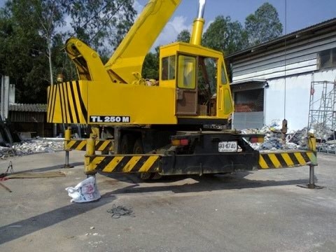 ขายเครน ยี่ห้อ KANATO รุ่น M5 25 ตัน ราคา 2,700,000 บาท