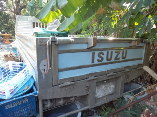 ขายกะบะรถ6ล้อสแตนเลสทั้งลูกของอีซูซุNKR สภาพสวยๆๆๆไม่มีผุไม่มีสนิม