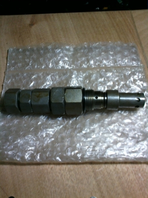 อะไหล่รถขุดKOMATSU,CAT320,KOBELCO,HITACHI,อื่นๆอีกมากมาย คลิกชื่่อใต้ล่างดูสินค้านับร้อยรายการ