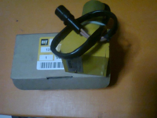 อะไหล่รถขุดKOMATSU,CAT320,KOBELCO,HITACHI,อื่นๆอีกมากมาย คลิกชื่่อใต้ล่างดูสินค้านับร้อยรายการ