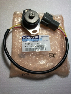 อะไหล่รถขุดKOMATSU,CAT320,KOBELCO,HITACHI,อื่นๆอีกมากมาย คลิกชื่่อใต้ล่างดูสินค้านับร้อยรายการ