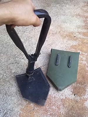 ขายพลั่วสนาม (แบบพับได้)