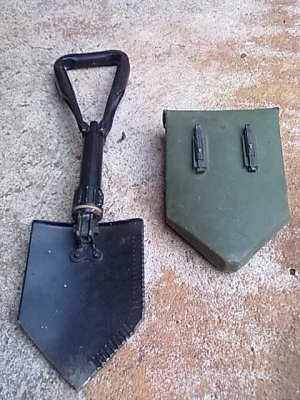 ขายพลั่วสนาม (แบบพับได้)