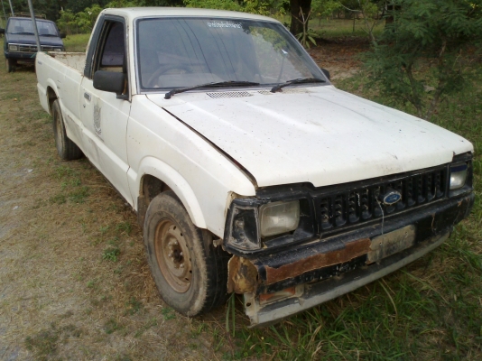 ขาย Ford Thunderbird 1992 ปี 35 เครื่องดีเซล 4j ฝาดำ เกียร์ธรรมดา  รถเดิมๆๆๆครับ