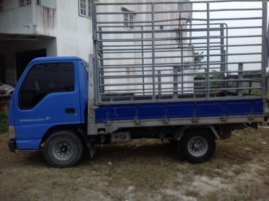 4ล้อ ISUZU NKR ไม่ติดเวลา**รถห้าง** ปี48