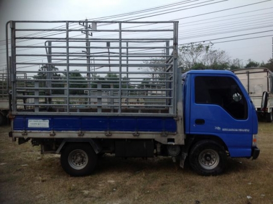 4ล้อ ISUZU NKR ไม่ติดเวลา**รถห้าง** ปี48