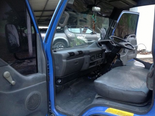 4ล้อ ISUZU NKR ไม่ติดเวลา**รถห้าง** ปี48