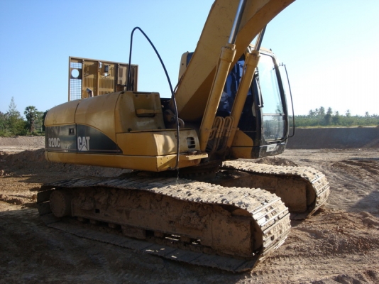 CAT 320C