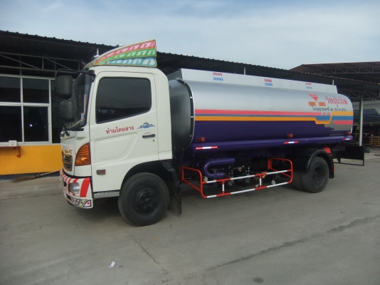 รับผลิตแท๊งค์บรรทุกน้ำมันเชื้อเพลิง