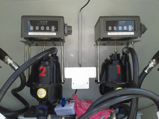 รับผลิตแท๊งค์บรรทุกน้ำมันเชื้อเพลิง รับผลิตแท๊งค์บรรทุกน้ำมันเชื้อเพลิง