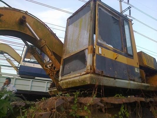 **แบบนี้หายาก...PC120L-3 ตัวเดินรุ่น1 (90)12HT เจ้าของขายตามสภาพ รถจอดไว้นานไม่ได้ใช้....