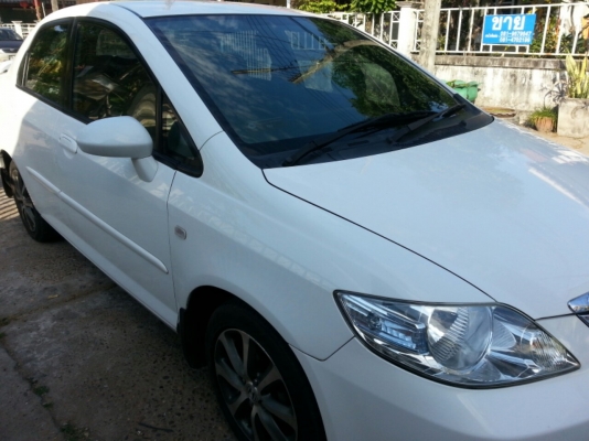 ขายด่วนๆ รถเก๋ง honda city  zx เครื่อง  v- tech  รถบ้าน บางๆ  เดิม สวยๆ