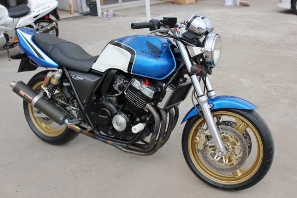 ขาย CB400 VS.S ปี98 เสียสรรพสามิตรแล้ว สภาพดี เครืิ่องดีมาก