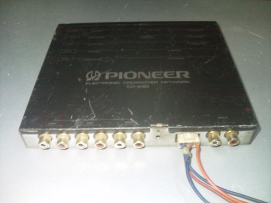ขายครอสโอเวอร์ปรับความถี่เครื่องเสียงรถยนต์ของpioneer