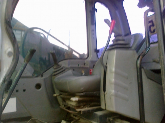 แบคโฮSK200-6  YN09 รถสภาพดีใช้ได้มีอินวอยล์