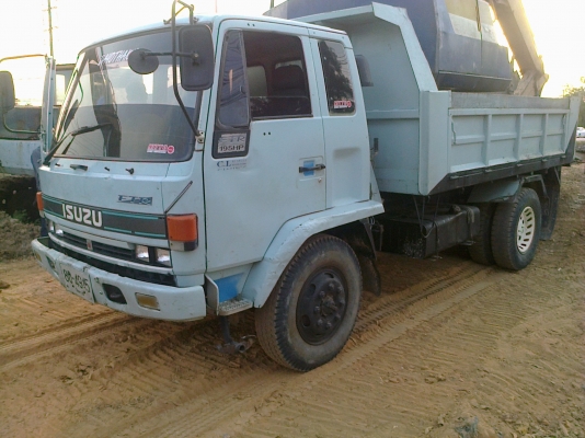 6ล้อดั้มFTR32F 195แรง ยาง9 ดั้ม3.8ม. รถบ้าน รถสวย ในก็สวย ไม่เคยชน