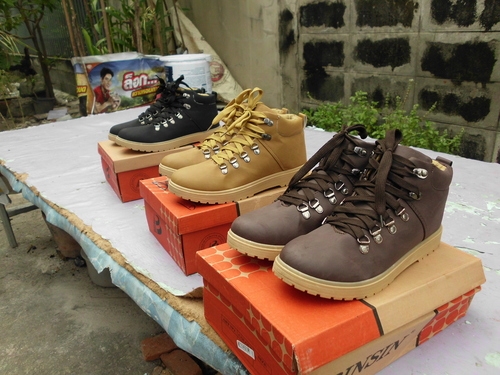 ร้องเท้าใหม่ไว้ไส่ขับรถ399ทุกคู่คับ