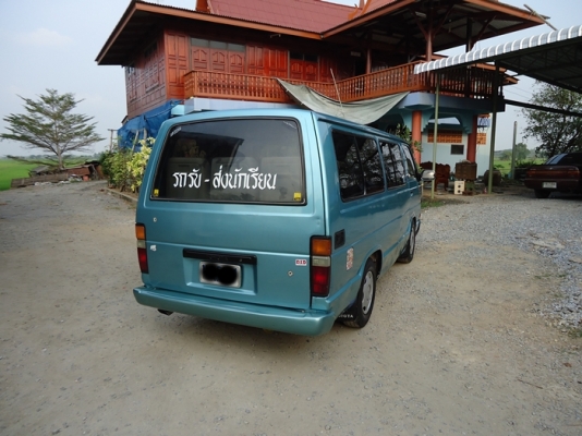 ขายครับ รถตู้ Toyota สภาพดี เครื่อง 2L  เอกสารพร้อมโอน