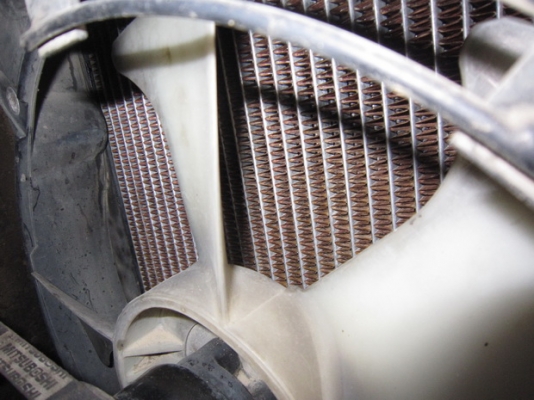 ขาย รถขุดเล็ก KOMATSU รุ่น PC30-7E- แทร็กเหล็ก มือสองญี่ปุ่น ขาย รถขุดเล็ก KOMATSU รุ่น PC30-7E- แทร็กเหล็ก มือสองญี่ปุ่น