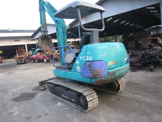 ขาย รถขุดเล็ก KOMATSU รุ่น PC30-7E- แทร็กเหล็ก มือสองญี่ปุ่น ขาย รถขุดเล็ก KOMATSU รุ่น PC30-7E- แทร็กเหล็ก มือสองญี่ปุ่น