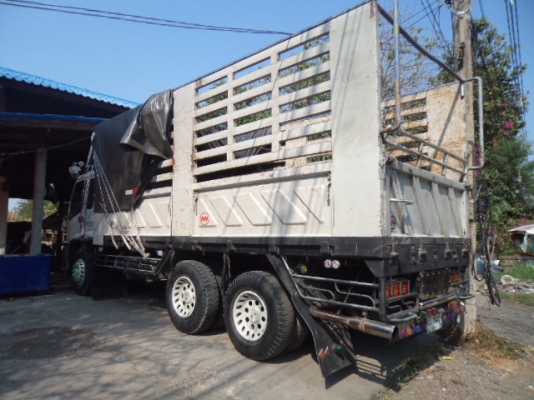 ขายรถอีซูซุเดก้า10ล้อเครื่อง195แรงม้า สภาพสวยๆพร้อมใช้งานคับ ขายรถอีซูซุเดก้า10ล้อเครื่อง195แรงม้า สภาพสวยๆพร้อมใช้งานคับ