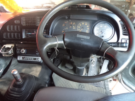 ขายรถอีซูซุเดก้า10ล้อเครื่อง195แรงม้า สภาพสวยๆพร้อมใช้งานคับ ขายรถอีซูซุเดก้า10ล้อเครื่อง195แรงม้า สภาพสวยๆพร้อมใช้งานคับ