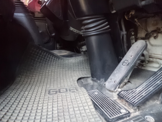 ขายรถอีซูซุเดก้า10ล้อเครื่อง195แรงม้า สภาพสวยๆพร้อมใช้งานคับ ขายรถอีซูซุเดก้า10ล้อเครื่อง195แรงม้า สภาพสวยๆพร้อมใช้งานคับ