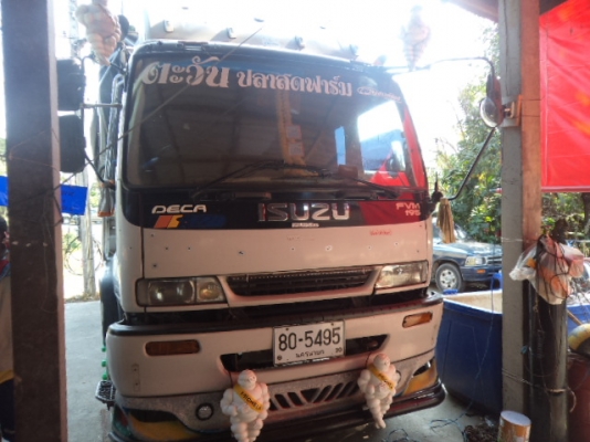 ขายรถอีซูซุเดก้า10ล้อเครื่อง195แรงม้า สภาพสวยๆพร้อมใช้งานคับ ขายรถอีซูซุเดก้า10ล้อเครื่อง195แรงม้า สภาพสวยๆพร้อมใช้งานคับ