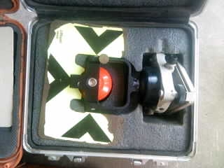 ขายกล้องเซอร์เวน์ยิงเส้นดิจิตรอน ชุดใหญ่ ยี้ห้อ.SOKKIA รุ่น.601 มีครบชุด