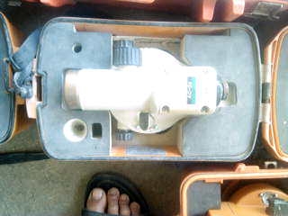 ขายกล้องเซอร์เวน์ยิงเส้นดิจิตรอน ชุดใหญ่ ยี้ห้อ.SOKKIA รุ่น.601 มีครบชุด